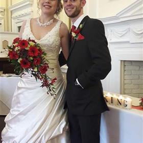 fwthumbJess Red wedding.jpg